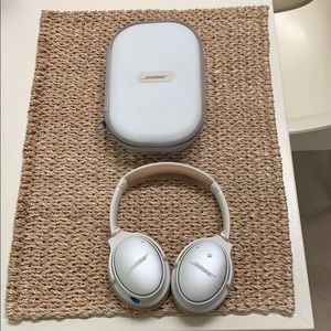 - Bose noise cancelling headset